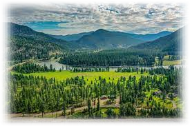 Cabins with Mountain Views in Montana